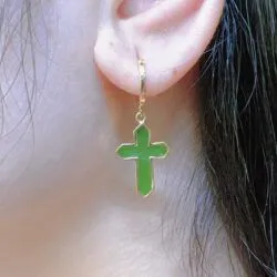 Khuyên tai thánh giá Ngọc bích Canada, vàng 18k