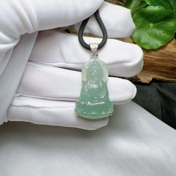 Quán thế âm bồ tát ngọc Phỉ thuý Miến Điện (Myanmar)