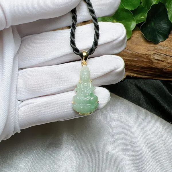 Quán thế âm bồ tát ngọc Cẩm thạch Myanmar, vàng 18k