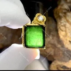 Ngọc Phỉ Thúy Mực Dục