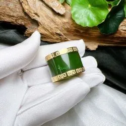 Nhẫn Càn long Ngọc bích Canada, vàng 18k Nhẫn Càn long Ngọc bích Canada, vàng 18k