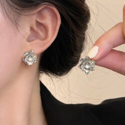Khuyên tai ngọc phỉ thuý Myanmar - Ảnh 2