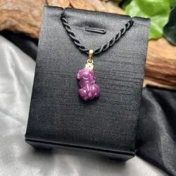 Mặt dây tỳ hưu đá Ruby Nam Phi, móc vàng 18k - Ảnh 3