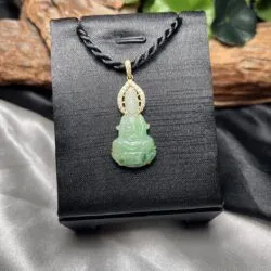 Quán thế âm bồ tát ngọc Cẩm thạch Myanmar, vàng 18k - Hình ảnh 2