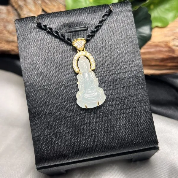 Quán thế âm bồ tát ngọc Phỉ thuý lão lam thuỷ Myanmar, vàng 18k