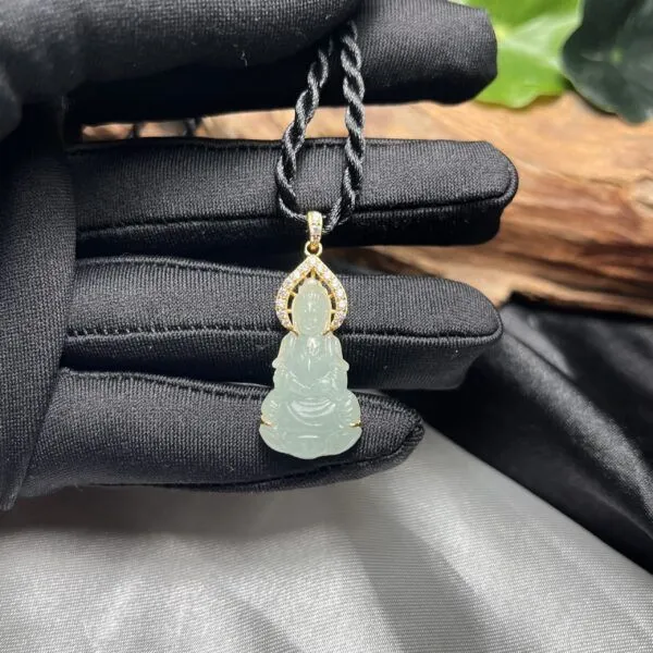 Quán thế âm bồ tát ngọc Phỉ thuý lão lam thuỷ Myanmar, vàng 18k