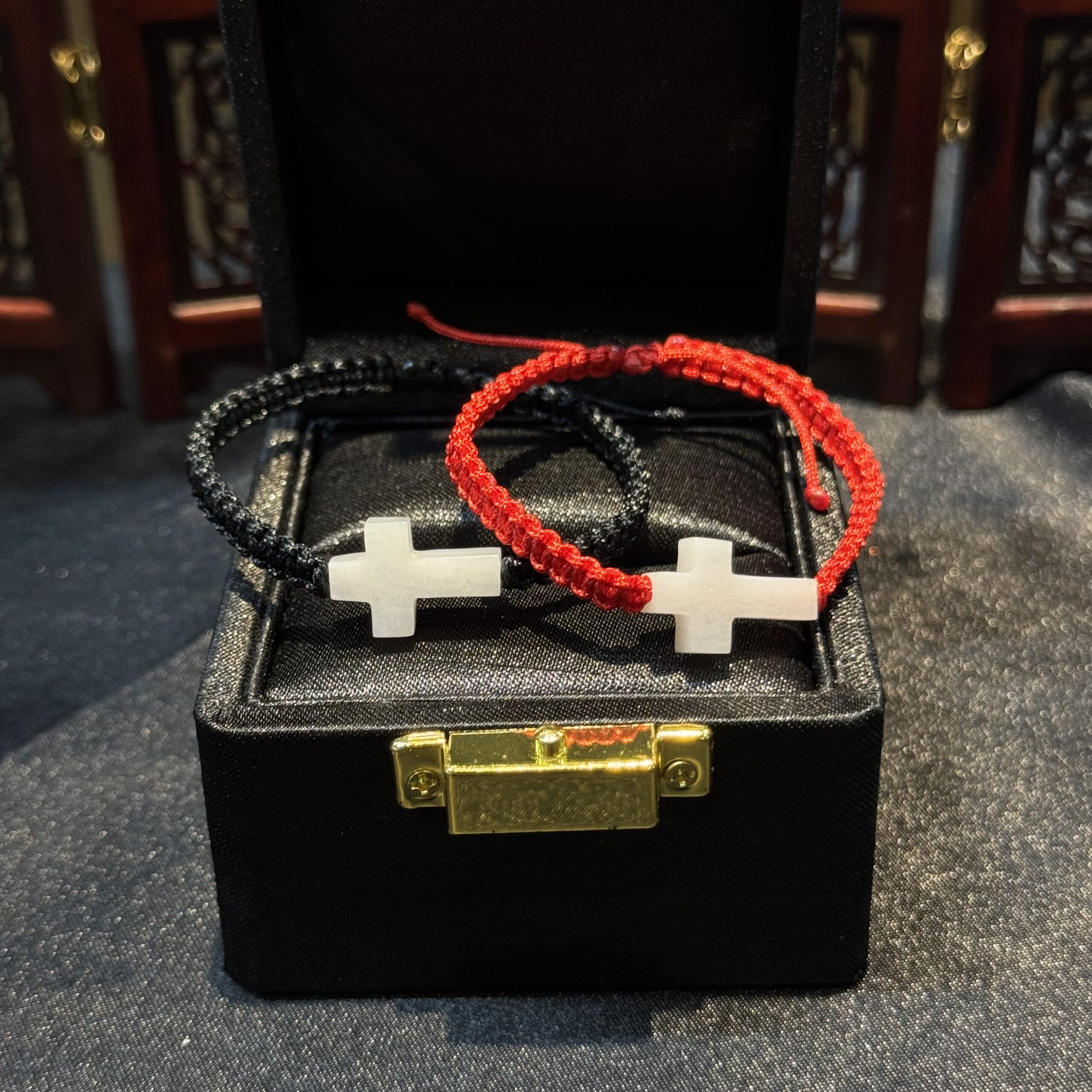 Vòng đeo tay Thánh giá ngọc cẩm thạch Vòng đeo tay Thánh giá ngọc cẩm thạch - Ảnh 4