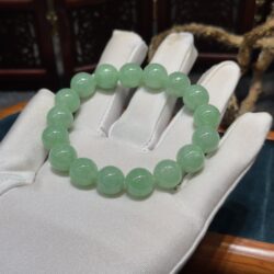 Vòng chuỗi ngọc phỉ thuý xanh lục nhạt 12 ly - Ảnh 2