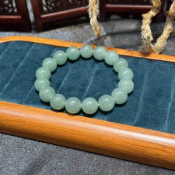 Vòng chuỗi ngọc cẩm thạch Myanmar