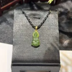 Mặt dây Quán thế âm bồ tát ngọc bích Canada, vàng 18k - Ảnh 2