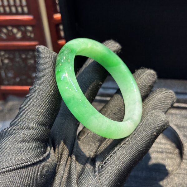 Vòng bản liền ngọc phỉ thuý xanh cay Myanmar