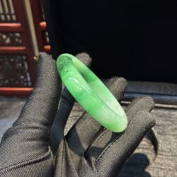 Vòng bản liền ngọc phỉ thuý xanh cay Myanmar