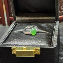 Nhẫn ngọc phỉ thúy xanh lục