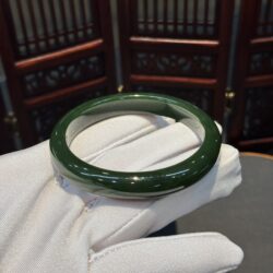 Vòng bản liền ngọc bích Canada xanh đậm