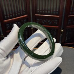 Vòng bản liền ngọc bích Canada xanh đậm