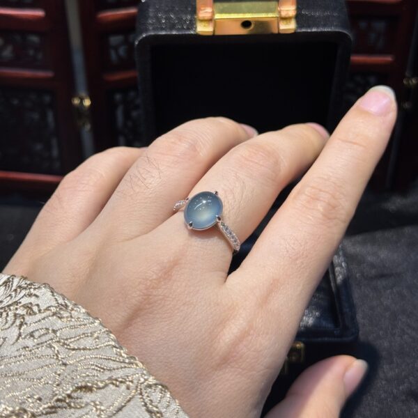 Nhẫn ngọc phỉ thuý Guatemala