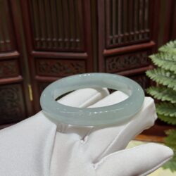 Vòng bản liền ngọc phỉ thuý lam thiên không Myanmar