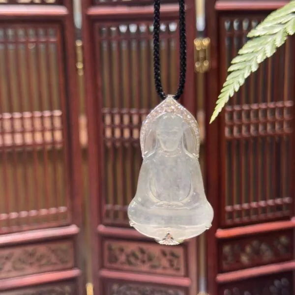 Mặt dây Quán thế âm bồ tát ngọc phỉ thuý cao băng Myanmar