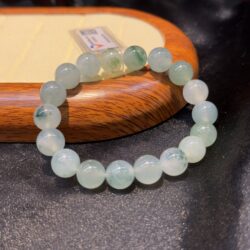 Vòng chuỗi ngọc phỉ thuý hoa bay