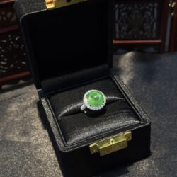 Nhẫn ngọc phỉ thuý băng dương lục Nhẫn ngọc phỉ thuý băng dương lục