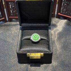 Nhẫn ngọc phỉ thuý băng dương lục Nhẫn ngọc phỉ thuý băng dương lục