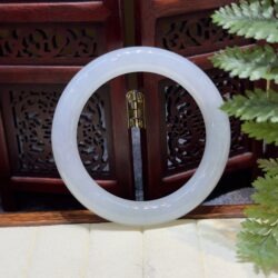 Vòng bản liền ngọc phỉ thúy Myanmar Vòng bản liền ngọc phỉ thúy Myanmar