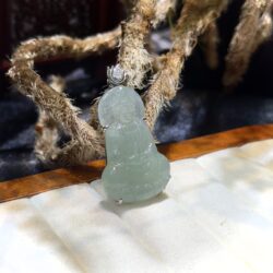 Mặt dây Quán thế âm bồ tát ngọc phỉ thuý băng chủng Myanmar - Hình ảnh 3
