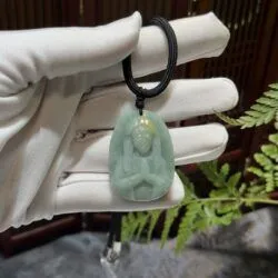 Mặt dây Đức mẹ Maria ngọc cẩm thạch Myanmar - Hình ảnh 8
