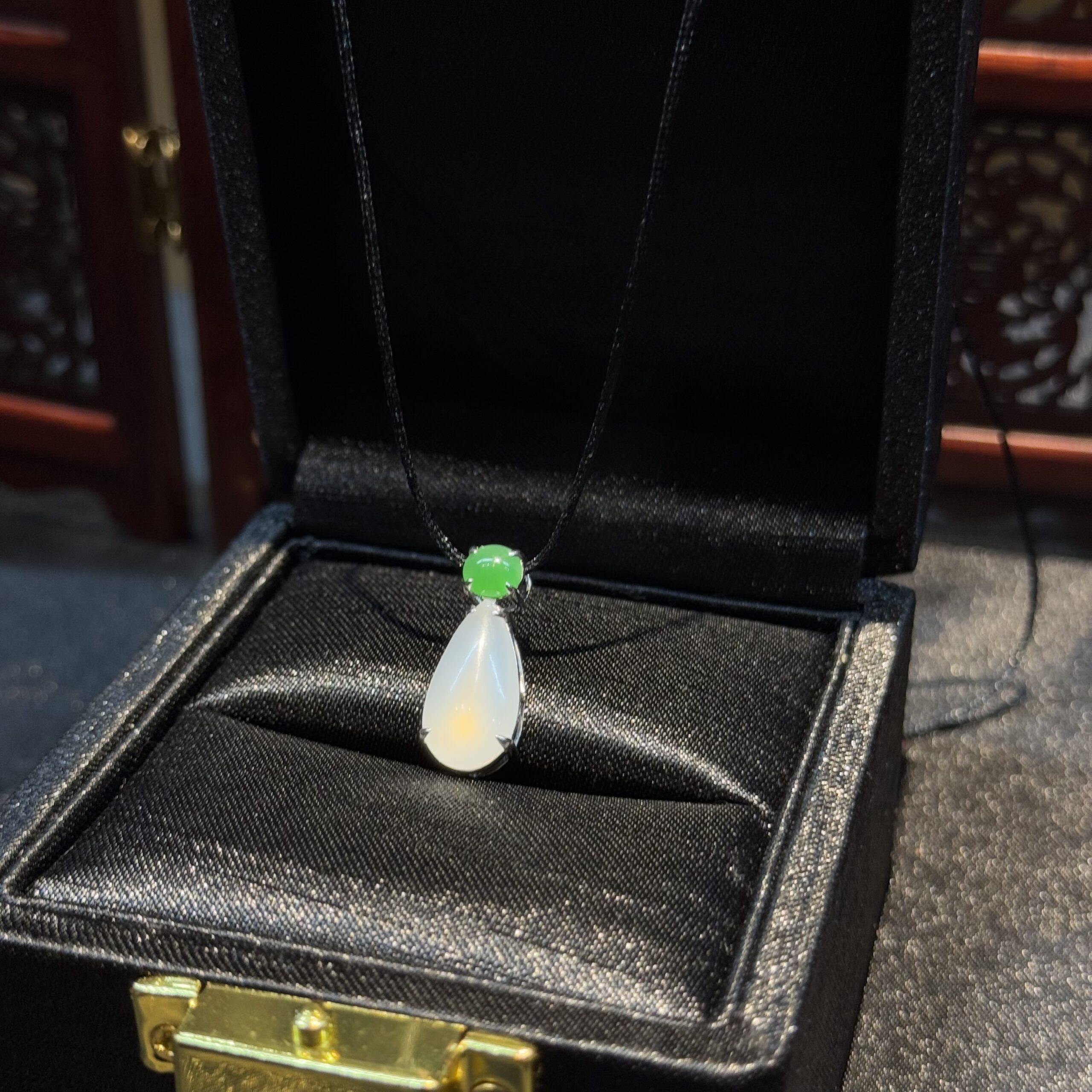 Mặt dây ngọc phỉ thuý cao băng - Ảnh 5