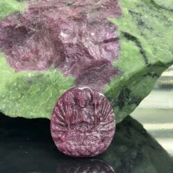 Thiên thủ thiên nhãn đá Ruby Nam Phi, chạm khắc thủ công - Ảnh 6