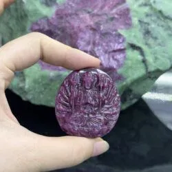 Thiên thủ thiên nhãn đá Ruby Nam Phi, chạm khắc thủ công - Ảnh 5