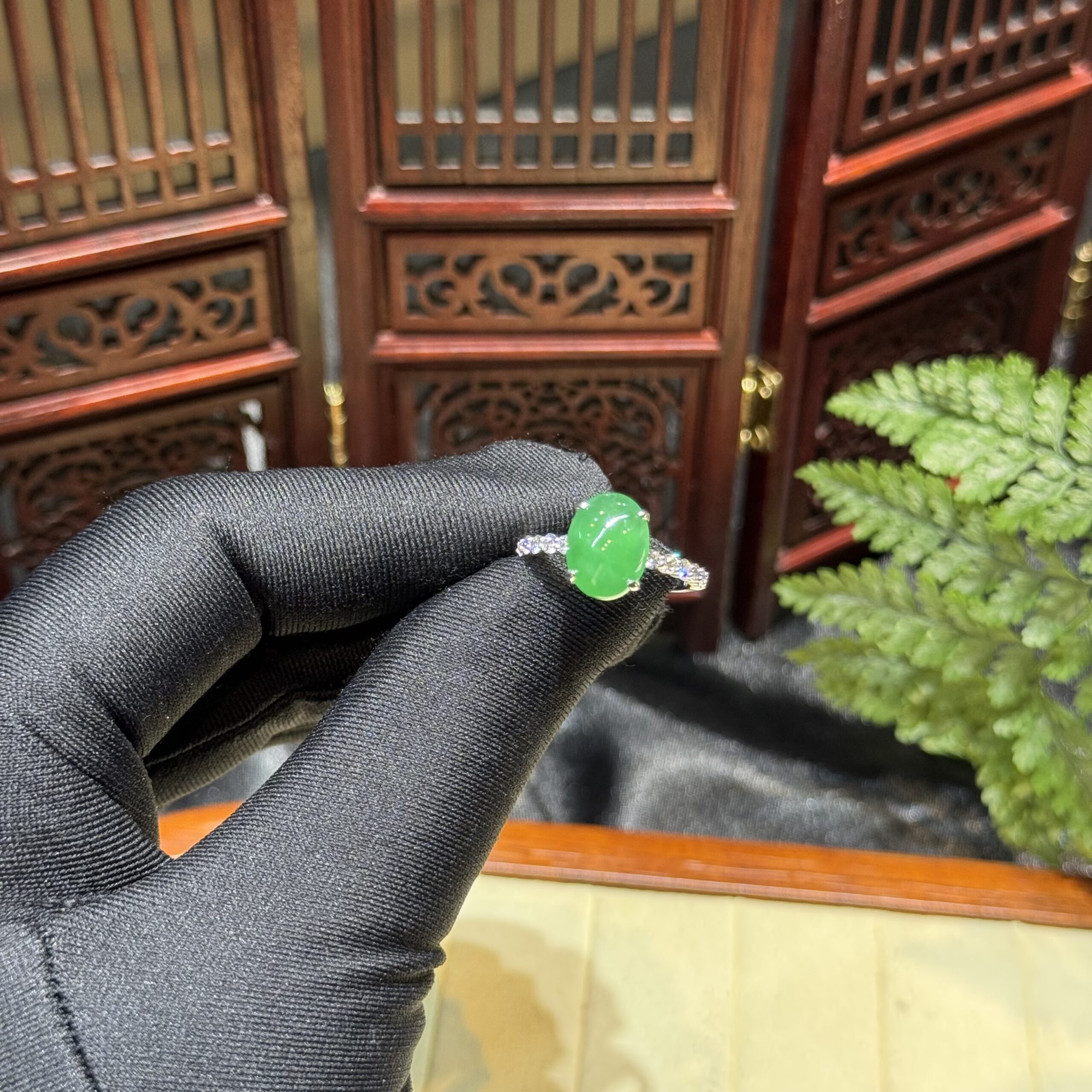 Nhẫn ngọc phỉ thuý băng dương lục đậm Nhẫn ngọc phỉ thuý băng dương lục đậm - Ảnh 5