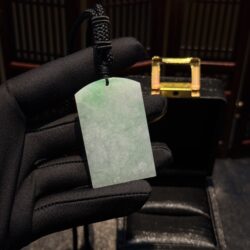 Mặt dây vô sự bài ngọc phỉ thuý