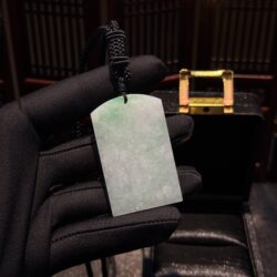 Mặt dây vô sự bài ngọc phỉ thuý