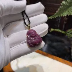 Mặt dây phật Di Lặc đá Ruby Nam Phi (nhỏ) - Ảnh 5