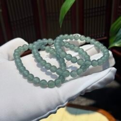 Vòng chuỗi ngọc phỉ thuý Guatemala 8.1 ly Vòng chuỗi ngọc phỉ thuý Guatemala 8.1 ly - Ảnh 3
