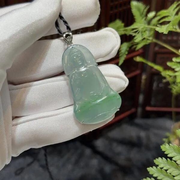 A Di Đà phật ngọc phỉ thuý Guatemala