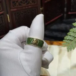 Nhẫn vuông chữ Phúc ngọc bích, vàng 18k - Hình ảnh 7