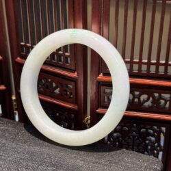 Vòng bản liền ngọc phỉ thuý điểm xanh lý táo