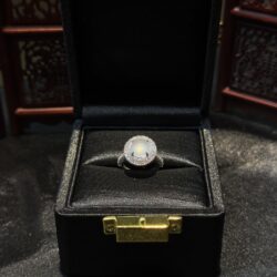 Nhẫn ngọc phỉ thuý thuỷ tinh chủng