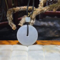 Mặt dây đồng điếu ngọc phỉ thuý băng chủng