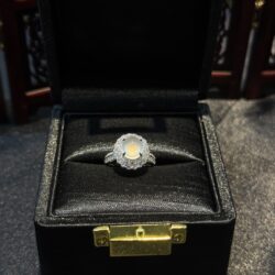 Nhẫn ngọc phỉ thuý thuỷ tinh chủng