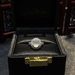 Nhẫn ngọc phỉ thuý thuỷ tinh chủng