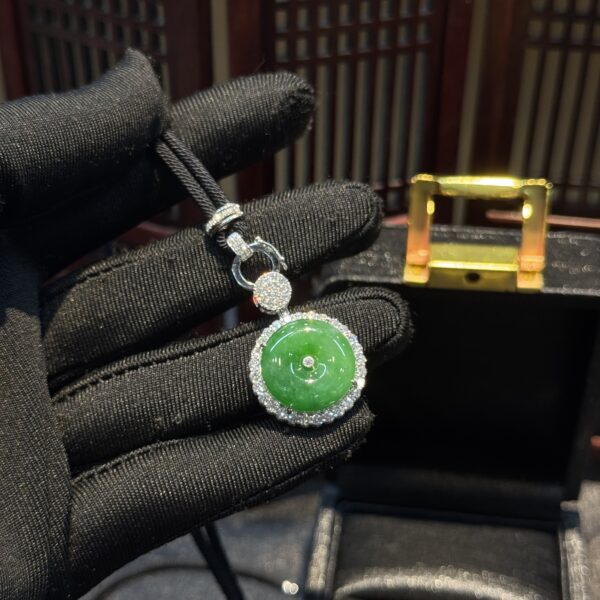 Mặt dây đồng điếu ngọc phỉ thuý Myanmar