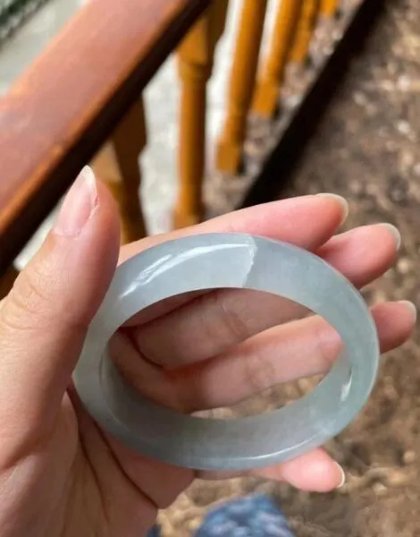 Vì Sao Phỉ Thuý Lại Có Rạn Nứt? Cách Nhận Biết Vết Rạn, Nứt, Sớ, Bông Và Đường Chỉ Trong Ngọc