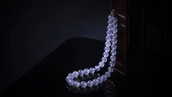 Vì Sao Ngọc Phỉ Thuý Lại Có Giá Cao Đến Như Vậy?