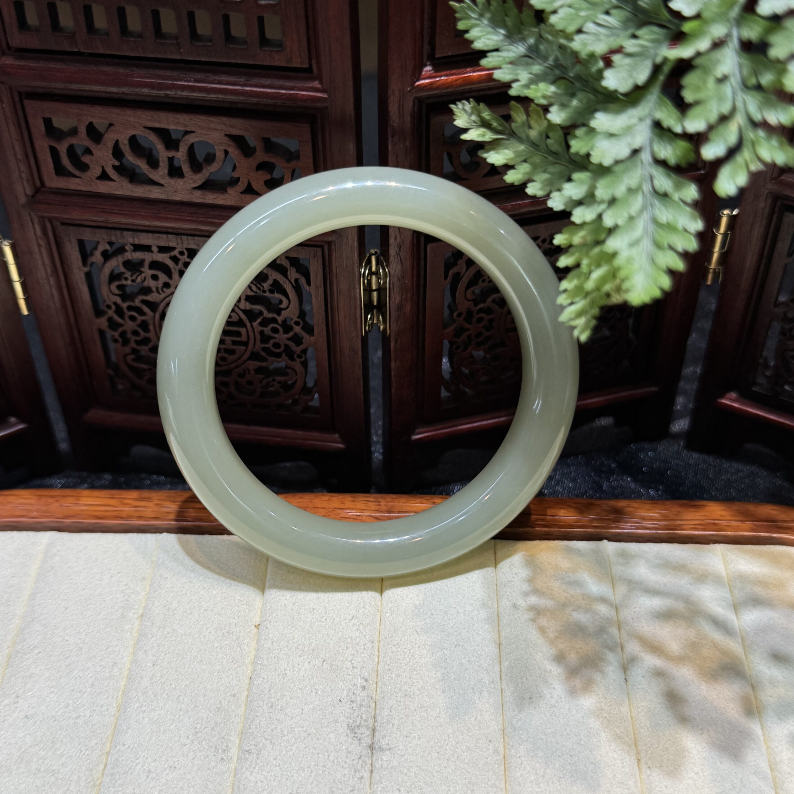 Vòng tay ngọc bích Hoà Điền Vòng tay ngọc bích Hoà Điền - Ảnh 4