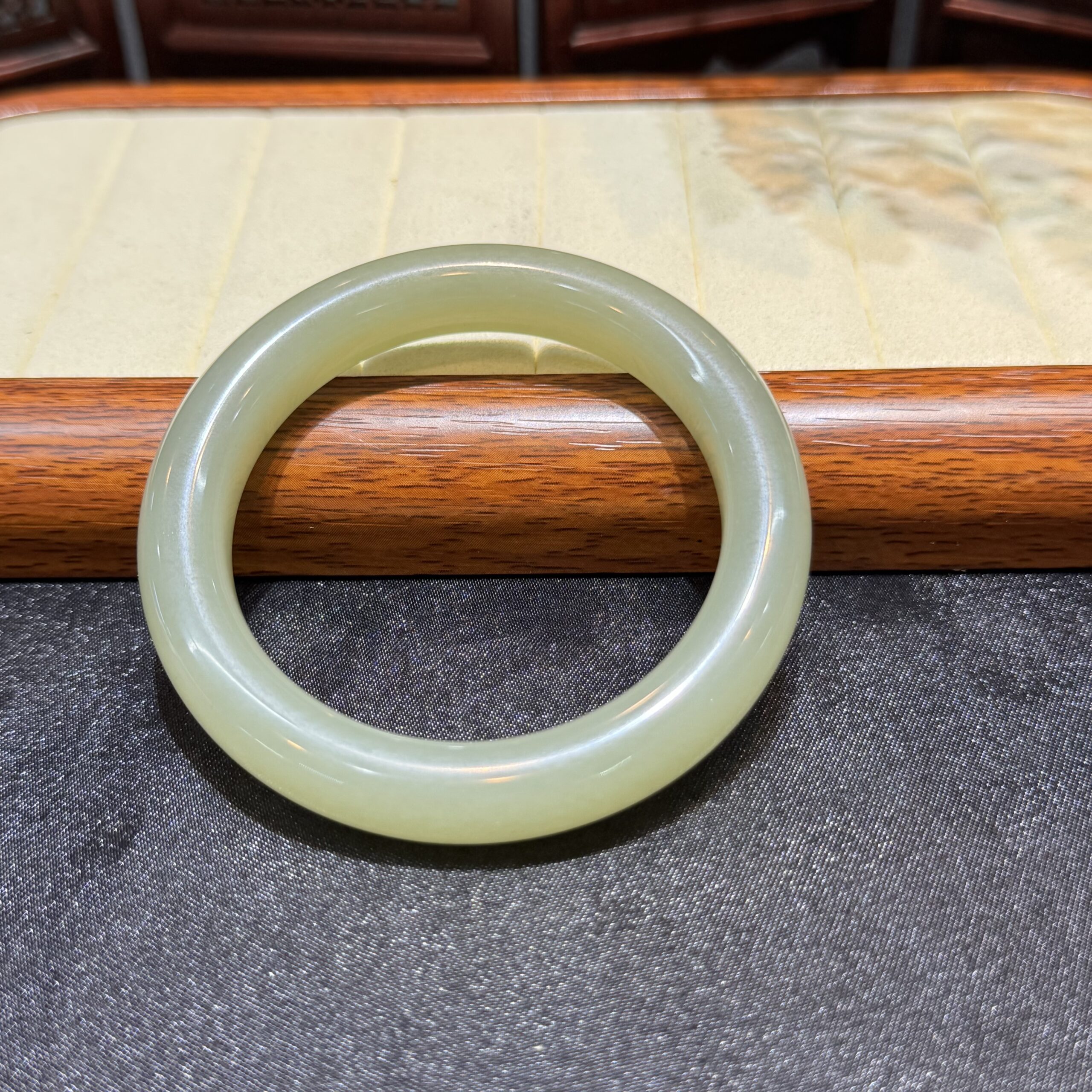 Vòng tay ngọc bích Hoà Điền Vòng tay ngọc bích Hoà Điền - Ảnh 6