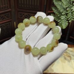 Vòng tay ngọc Hoà Điền 12 ly