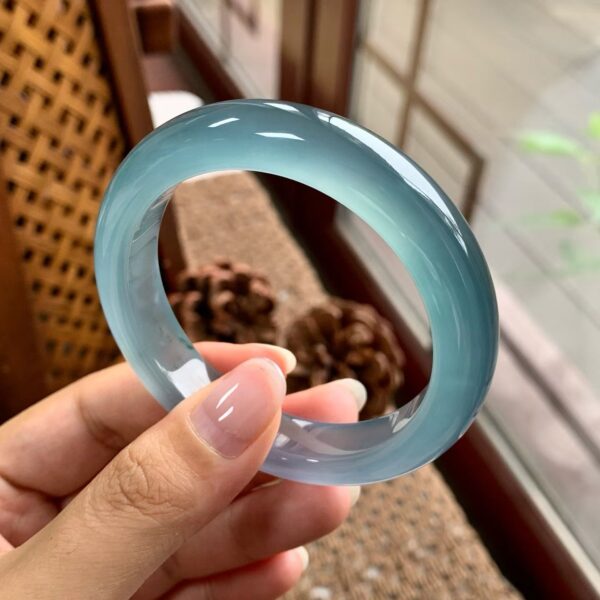 Giải Mã Cơn Sốt "Lam Thiên Không" Phỉ Thuý Thế Hệ Mới